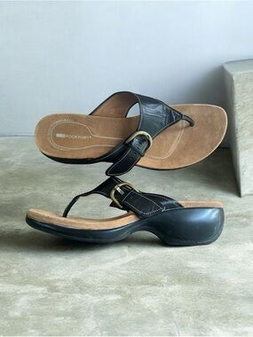 Women’s Rockport Black Leather Thong Sandals